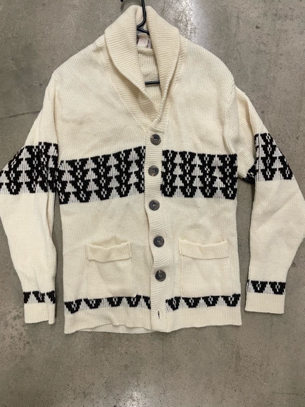 Montgomery Ward Medium Shawl Collar Button Sweater with Black Patter